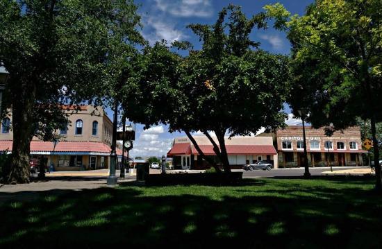 Vertu Fine Art Gallery