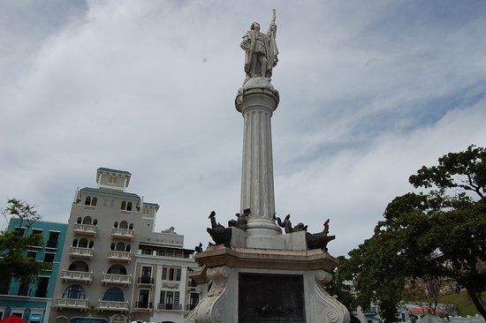 Plaza de Colón