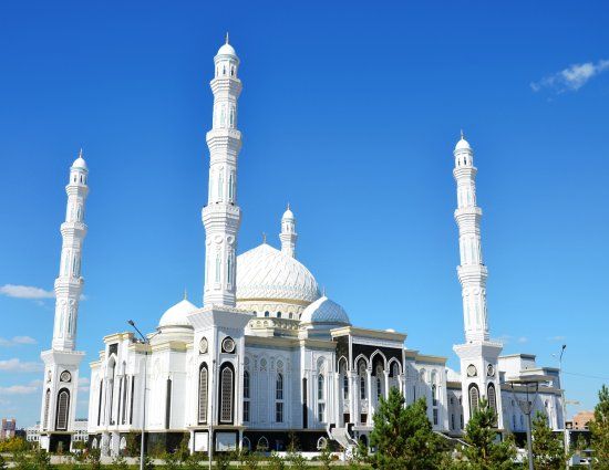 Hazrat-Sultan-Moschee