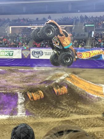 Denny Sanford Premier Center