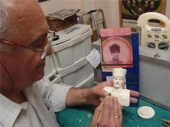 Luletasi Mehmet Bassav Kultur Sanat Evi