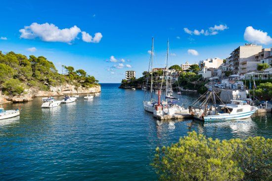 Hafen von Cala Figuera