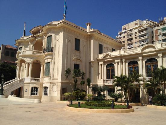Princess Fatma Al-Zahra' Palace