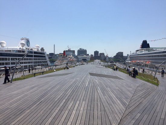 Seebrücke Ōsanbashi Pier