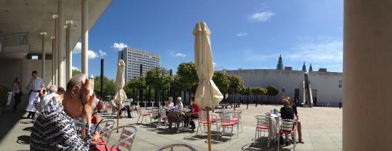 Cafe im Kunstmuseum Bonn