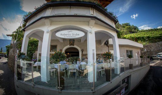 Roberts im Felsenkeller