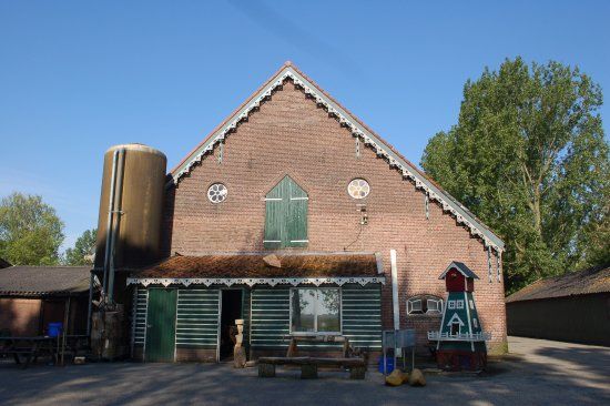 Clara Maria Cheese & Clog Farm