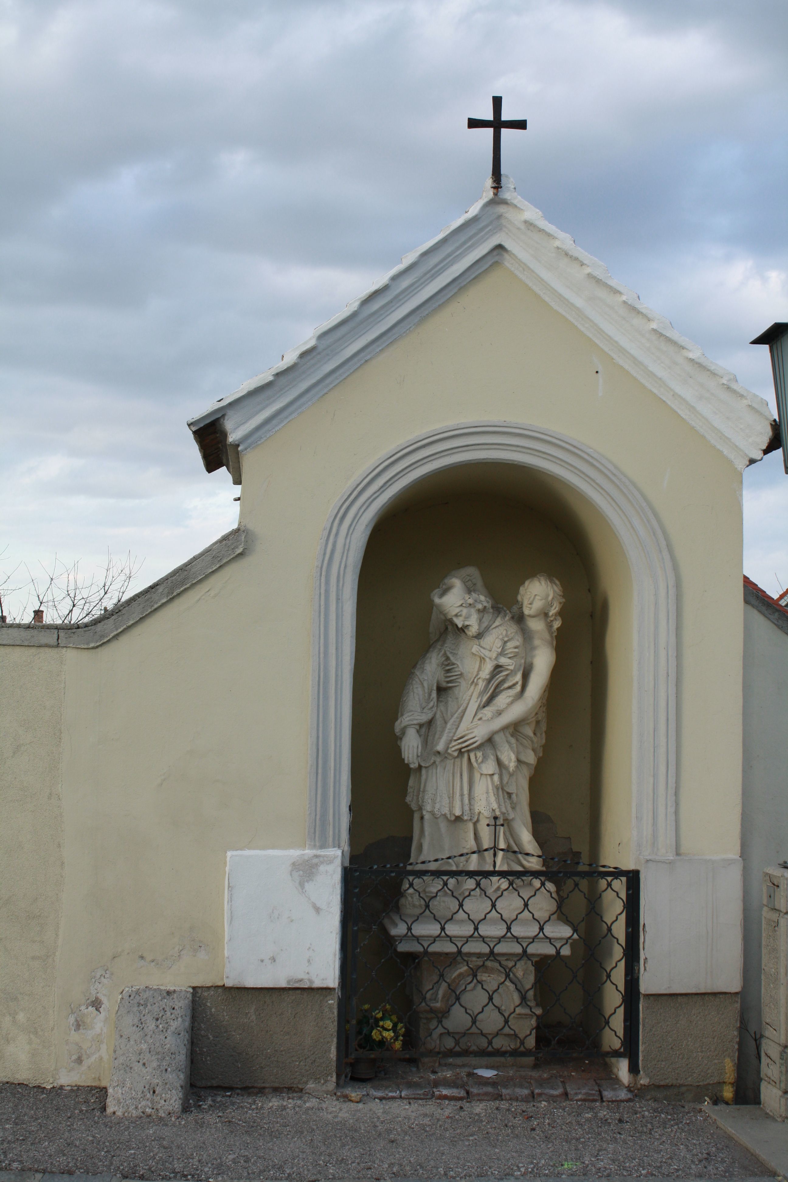 Nischen-/Kapellenbildstock hl. Johannes Nepomuk