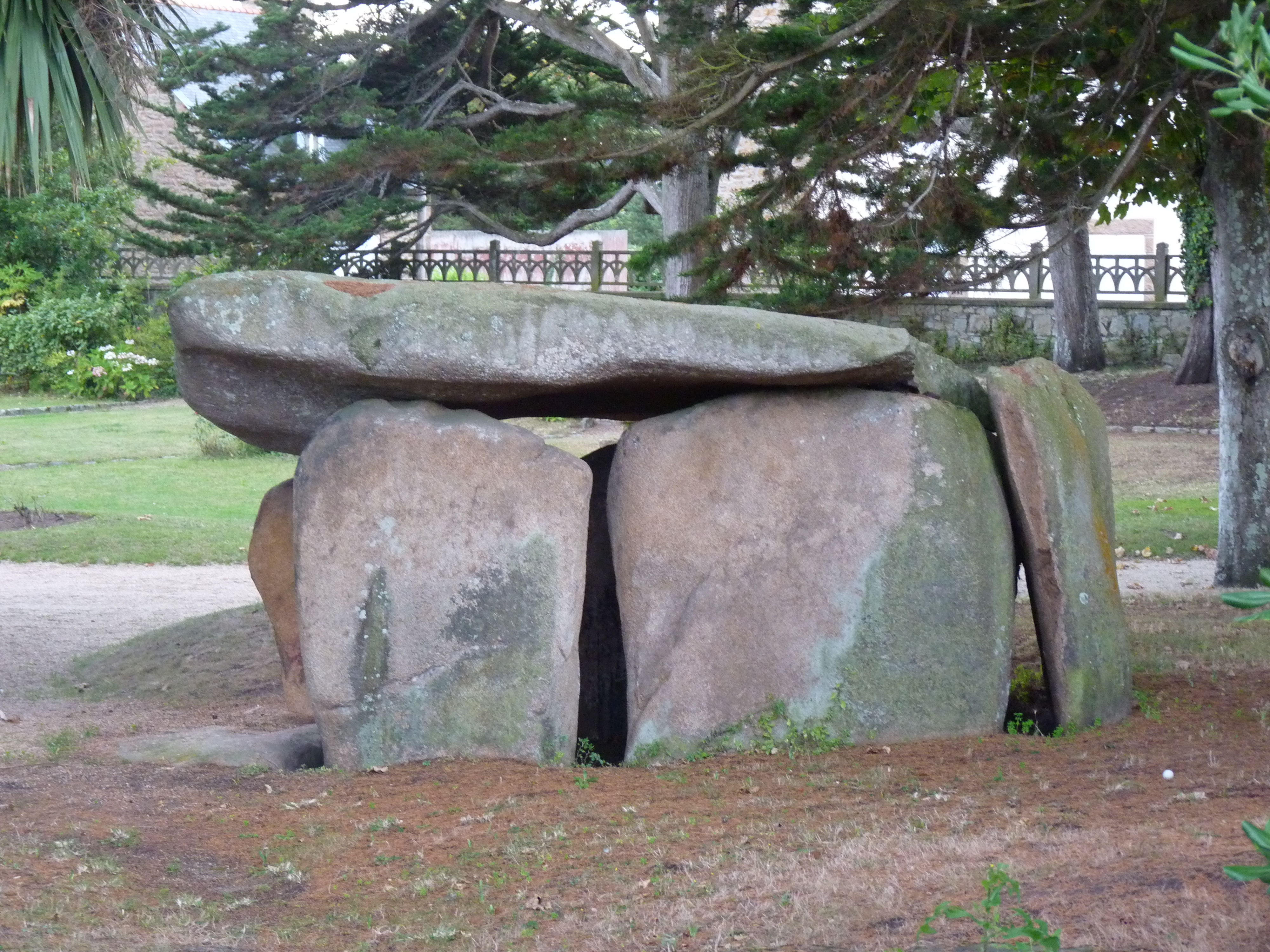 Dolmen von Lann Kerellec