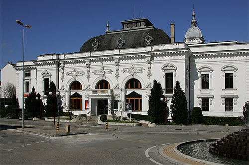 Théâtre Benno Besson