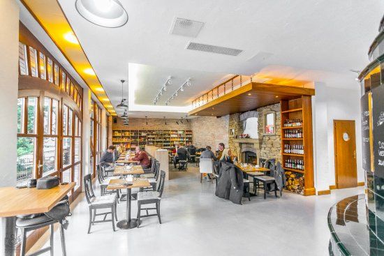 GUSTO13 Bistro & Delicate