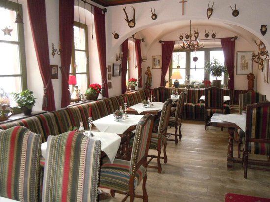 Altes Wirtshaus Schlosshotel Mespelbrunn