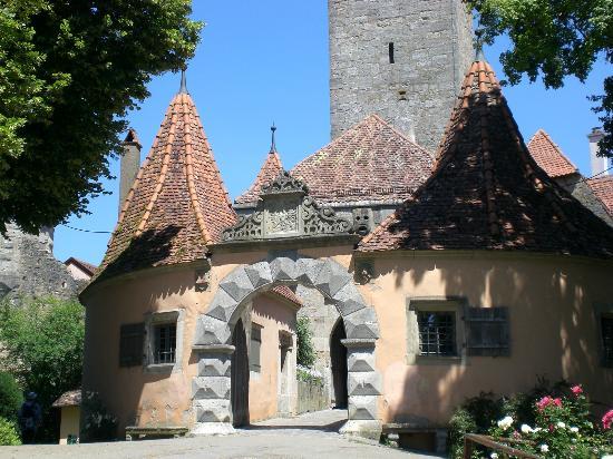Burgtor und Burg