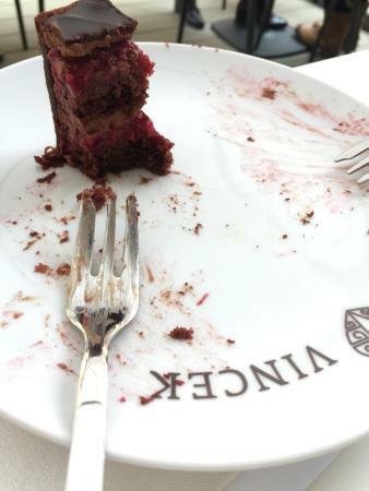 Vis à Vis by Vincek