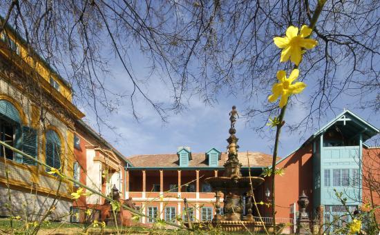 Kulturzentrum Zsolnay Cultural Quarter
